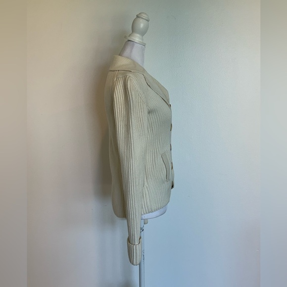 HR White Button Up Cardigan - Size Small - Picture 2 of 8